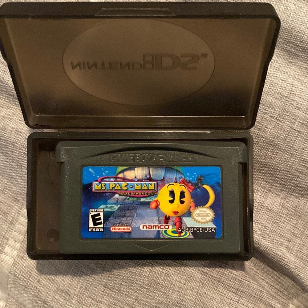 Ms. Pac Man Maze Madness Gameboy Advance Game GBA Nintendo